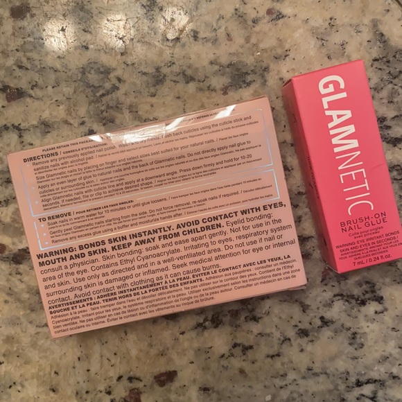 Glamnetic Stardust Reusable Press On Nails Set - Picture 3 of 3